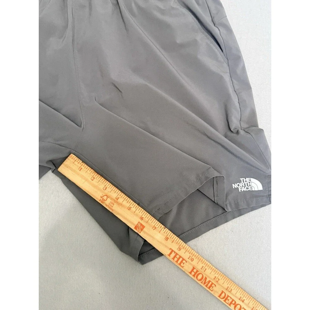 The North Face Men’s Gray Flashdry-XD Shorts XL 7” Inseam
